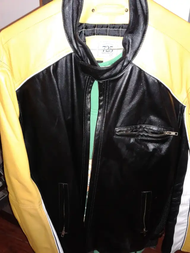 Motorcycle style leather jacket: trade or best offer  in Men's in City of Toronto - Image 5