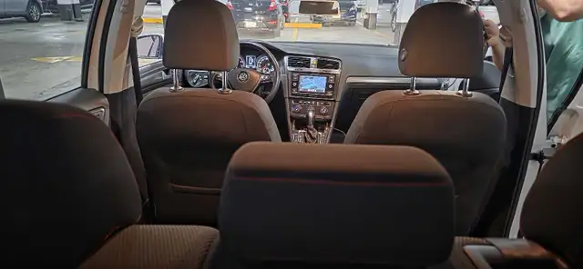 2019 Volkswagen Golf SportWagen 1.8T AWD Comfortline in Cars & Trucks in Oakville / Halton Region - Image 7