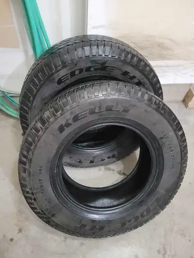 2 Kelly Edge HT All Season Tires for Sale. **265/70/R17** Great Condition. (10/32") 90% Tread Remain...