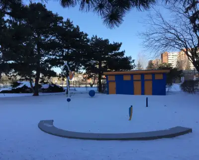 A private master bedroom is available for rent in an apartment building located in downtown Scarboro...