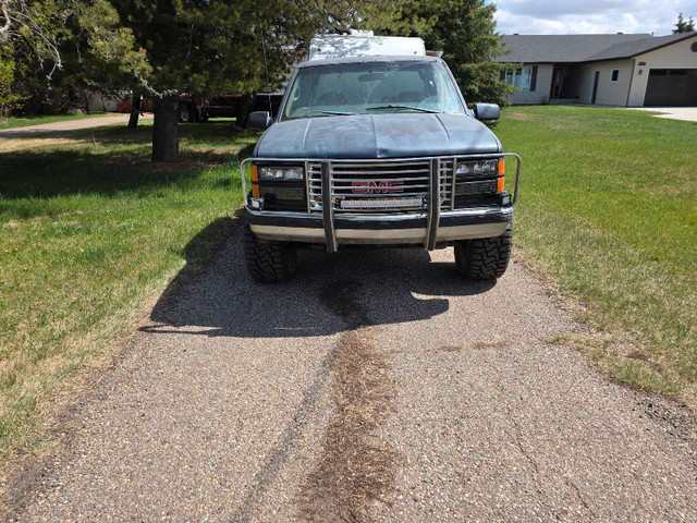 1998 GMC sierra K1500 in Cars & Trucks in Red Deer - Image 2