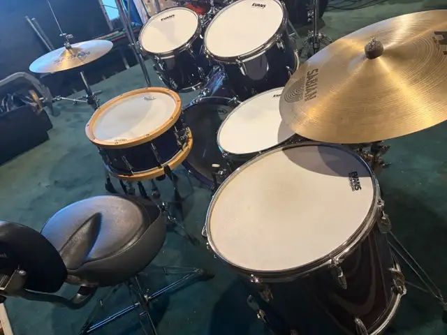 Yamaha Beech Custom Set in Drums & Percussion in Calgary - Image 4