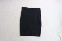 H&M black pencil skirt