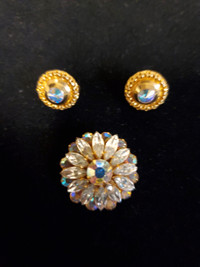 Vintage Crystal earrings and pendant set