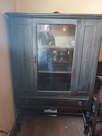 Antique  Hutch for free