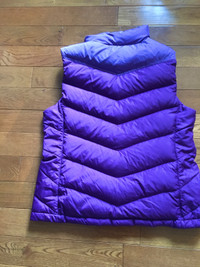 North face reversible vest great condition 