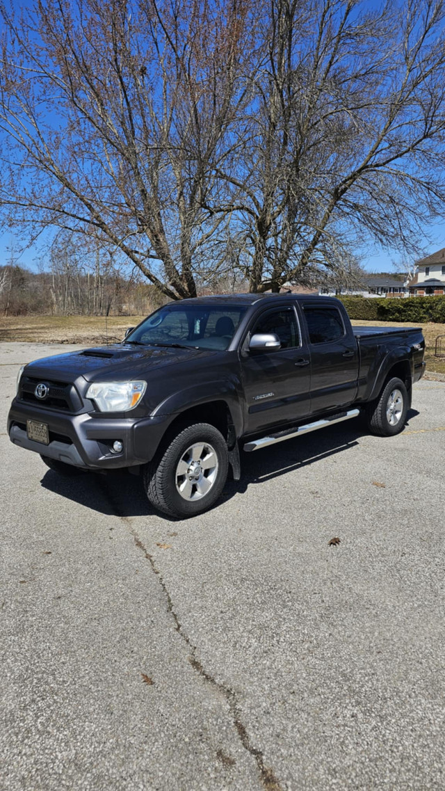 2012 Toyota Tacoma TRD Sport 4x4 pick up in Cars & Trucks in Barrie - Image 2