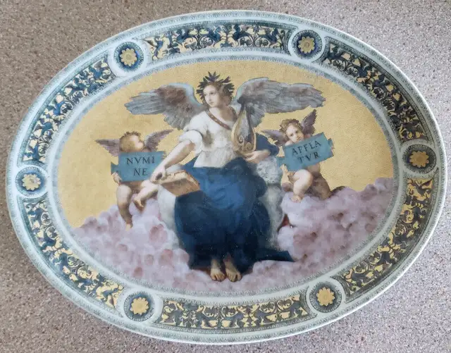 LIMOGE DECORATIVE WALL PLATE "LA POESIA" di RAFFAELLO - VINTAGE in Arts & Collectibles in Laval / North Shore - Image 2