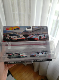 Hot wheels 2 pack Premium 2016 Ford GT Race Racecar