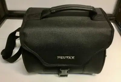 Vintage Pentax Soft Carrying Case for photographic equipments EX 10 inch wide, 7.5 inch tall 6.5 inc...