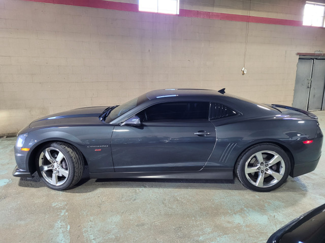 Super low Km 2011 Camaro 2SS in Cars & Trucks in Mississauga / Peel Region - Image 2