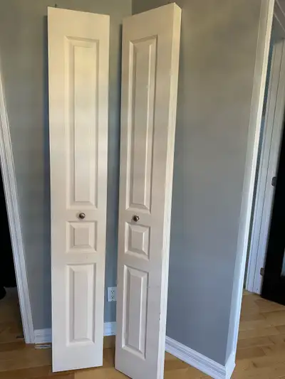 deux portes pliantes de 24po chacune , View more