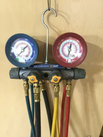 Yellow Jacket BRUTE II 4 Valve Test and Charging Manifold, View more