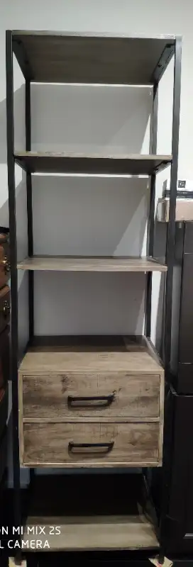 Bookcase/Display shelf in oak wood & metal in Bookcases & Shelving Units in Mississauga / Peel Region - Image 7