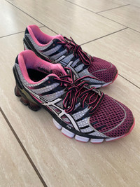 ASICS Gel-Kinsei 4 women’s running shoes, size 7