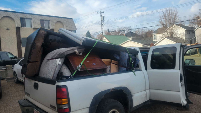 Yard maintenance and junk removal  in Other in Edmonton - Image 4