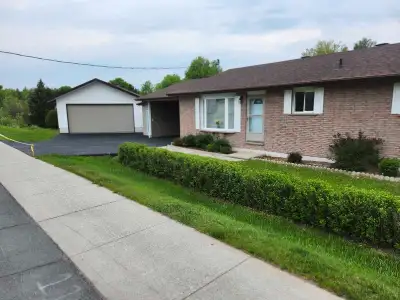 HOME FOR SALE PRIVATELY.1320 SQUARE FEET. ABSOLUTELY MINT.NEEDS NOTHING. READY TO MOVE IN.CLEAN NON...