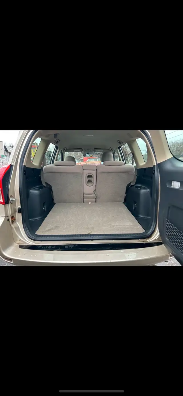 2008 Toyota RAV4 V6 in Cars & Trucks in Ottawa - Image 11