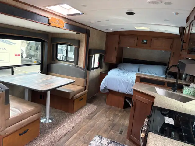 Outdoors RV 22 flq mountain series trailer in Travel Trailers & Campers in Penticton - Image 11