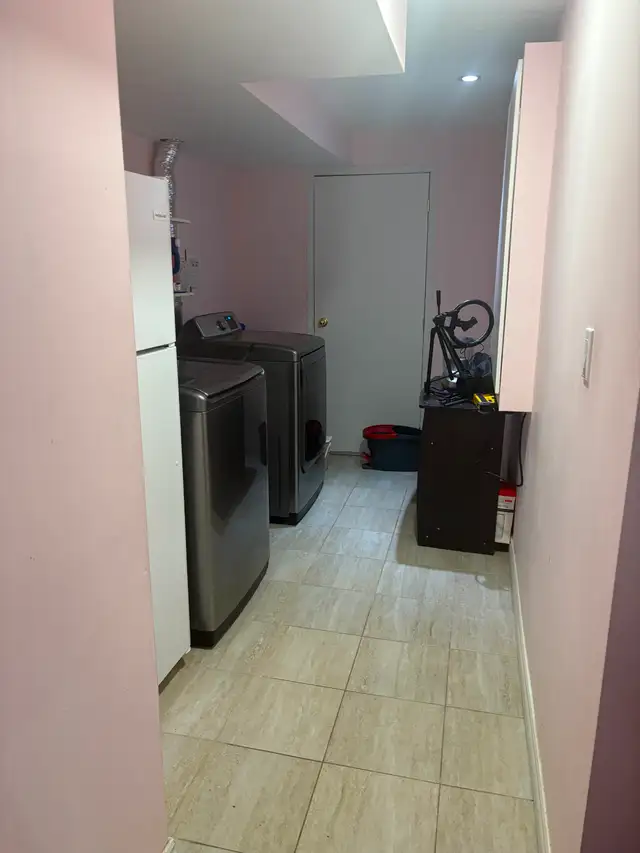 basement for rent-1450 in Room Rentals & Roommates in Oshawa / Durham Region - Image 6