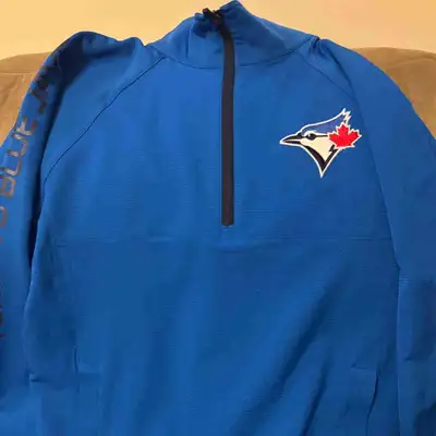 Get ready to show your team spirit with this Toronto Blue Jays Carl Banks jacket! This jacket is per...