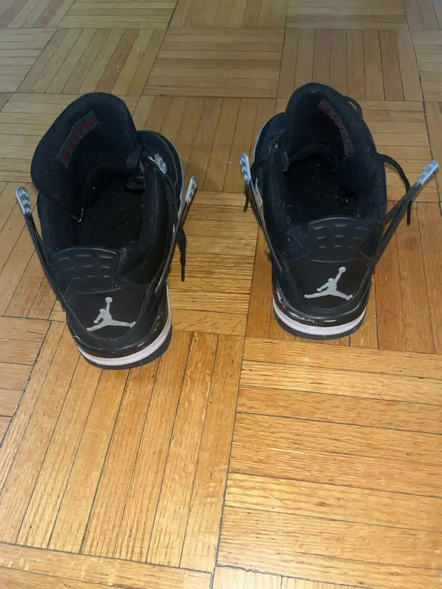 Jordan 4 in Men's Shoes in City of Toronto - Image 5
