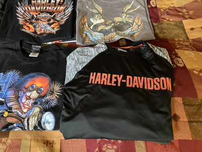 chandail HARLEY  DAVIDSON  XL,,,,UNIQUE  20,00  CHAQUES, View more