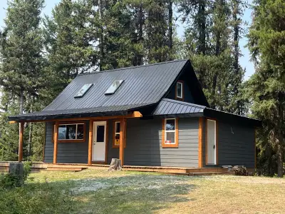 Lake Front Off Grid Cabin For Sale Licence of Occupation About 1000 square feet Asking $347.000 This...