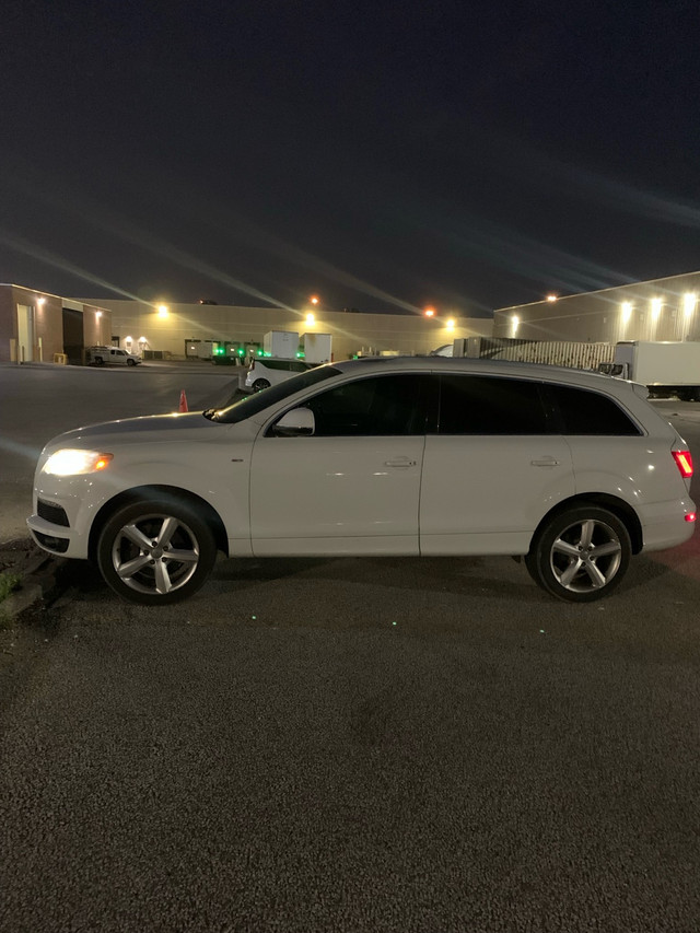 2012 Audi q7 S line 7 passenger  in Cars & Trucks in Mississauga / Peel Region - Image 2
