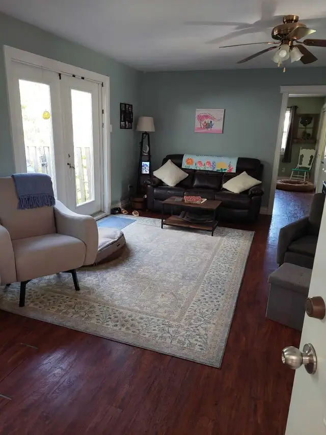 Immaculate 2 bedroom 1 bath available March 1st