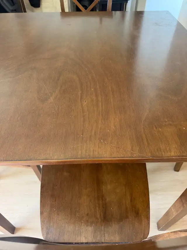 Square Dining Table in Dining Tables & Sets in Hamilton - Image 6