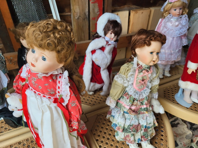 10 China Dolls for sale in Arts & Collectibles in Sudbury - Image 4