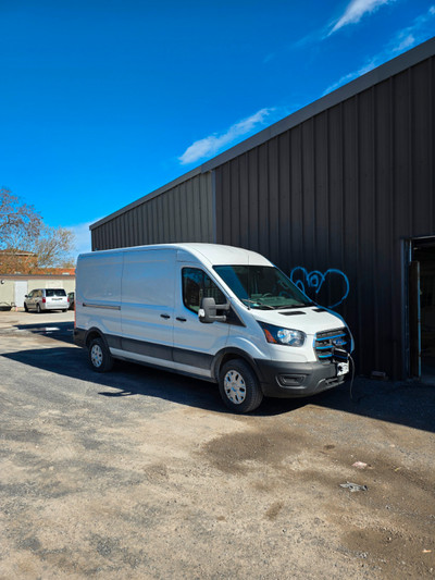 2022 Ford E-Transit Electric Van - Medium Roof 148" Wheelbase