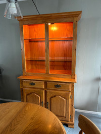 Dining room table and matching china cabinet/hutch