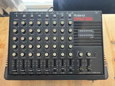 Roland CPM-120 powered mixer, View more