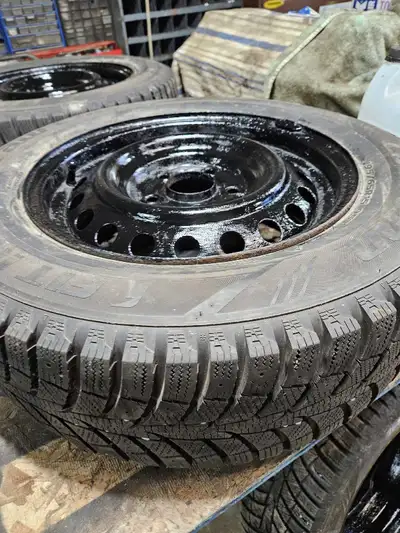 195/65/15 asking $300 Off Honda civic Call Bill 705-930-3246