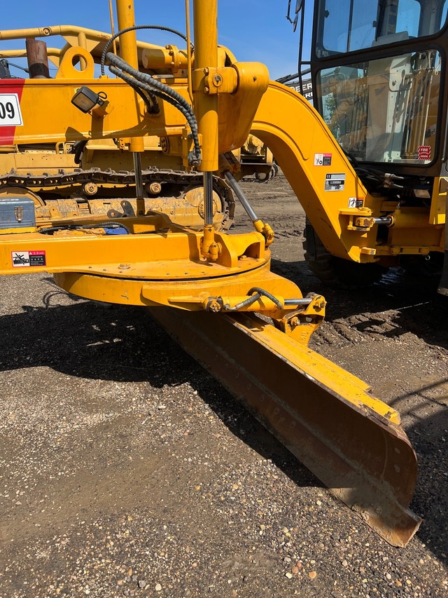 2008 PQ190 grader LOW HOURS Heavy Equipment Edmonton Kijiji