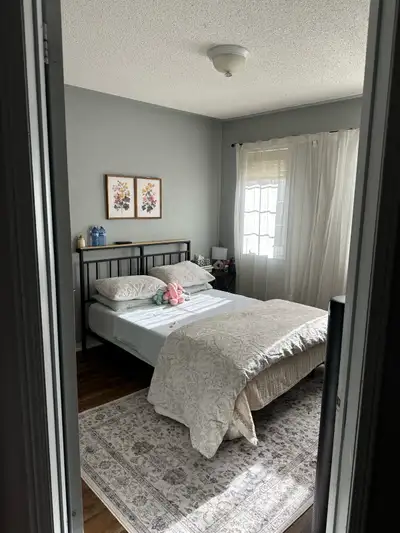 A private room is available in a 3-bedroom house near Wanless Drive & Van Kirk Drive, Northwest Bram...