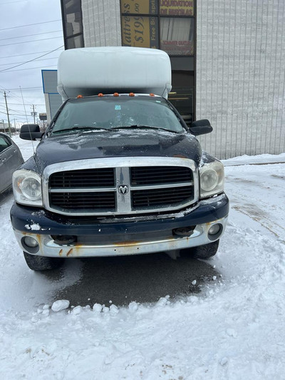 2007 DODGE RAM 2500 Hemi avec boîte Maranda