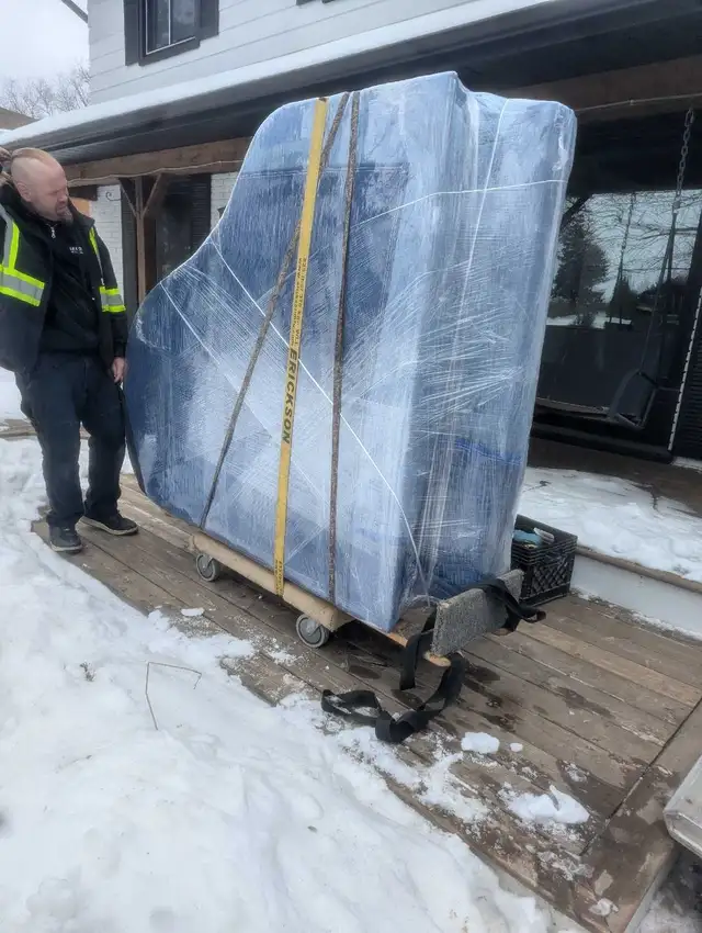 PIANO MOVERS