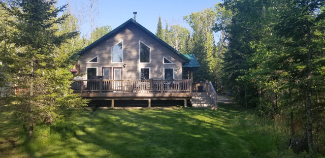 Lake Front Cottage for Rent in Short Term Rentals in Winnipeg