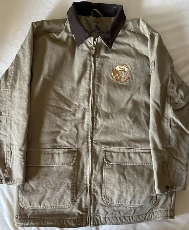 Stormtech Carhartt Style Branded Winter Jacket - Large in Men's in Calgary - Image 2