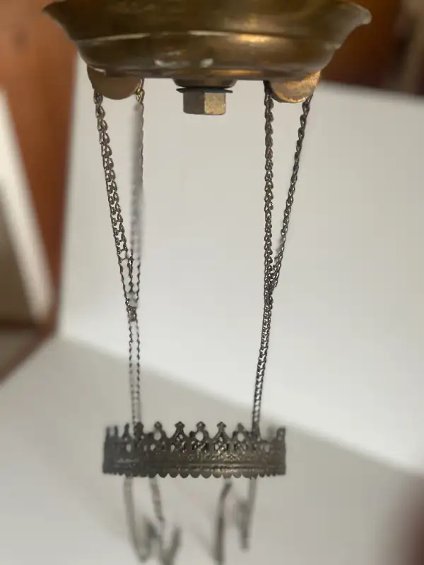 Victorian Parlour Hanging Oil Lamp, late 1800’s in Arts & Collectibles in St. Catharines - Image 11