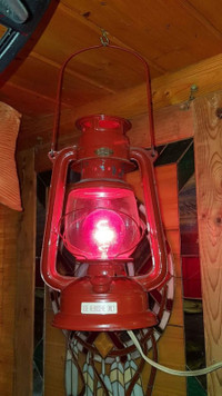 Electrified oil lantern