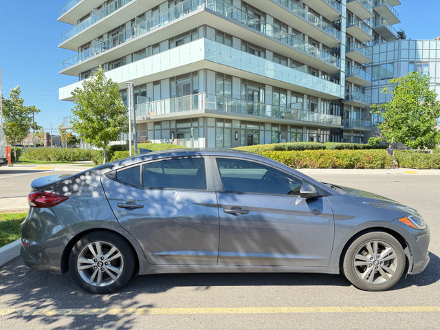 Hyundai Elantra in Cars & Trucks in Mississauga / Peel Region - Image 2