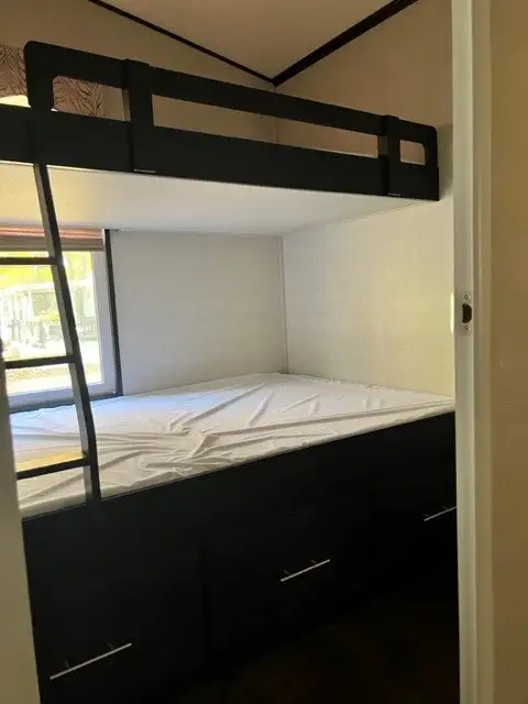 Turn-key Summer Home - Park Model Trailer for sale in Park Models in Grand Bend - Image 12