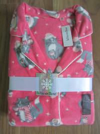 LA VIE EN ROSE PYJAMAS - SIZE MEDIUM - NEW!