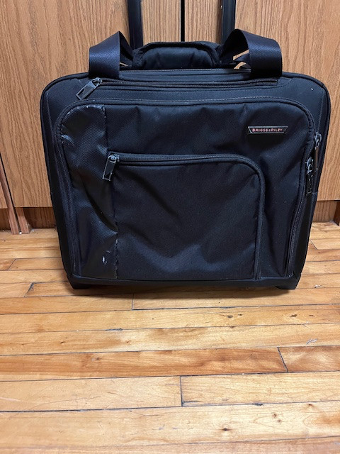 ROLLING LAPTOP BAG for Travel/Work/School in Other in City of Halifax - Image 2