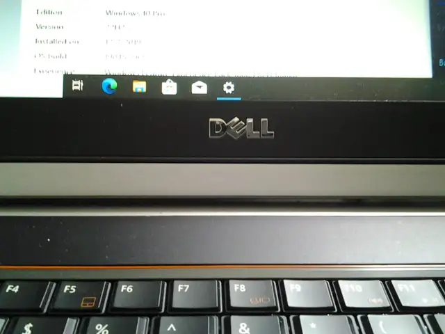 dell i5 14inch  pc laptops $50 macbook pro $99 imacs $99 mac pro in Laptops in City of Montréal - Image 7