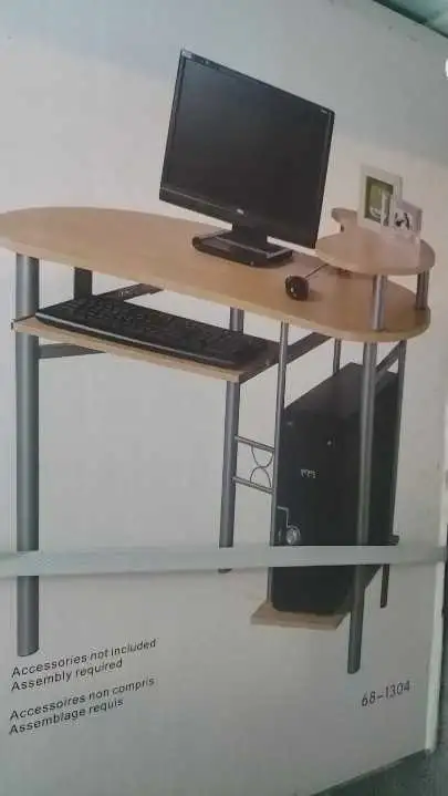 Compact Computer Desk / Workstation with Keyboard Tray in Desks in City of Toronto - Image 3